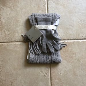 NY & Company Scarf and Glove set